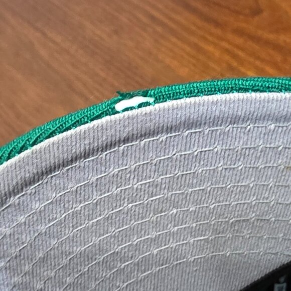 Supreme $1M Metallic Box Logo New Era Green - Picture 5 of 5